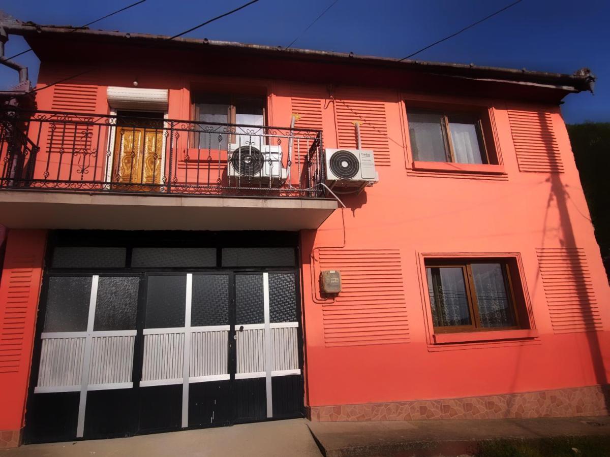 Casa De Vacanta Danube Moldova Noua Exteriör bild