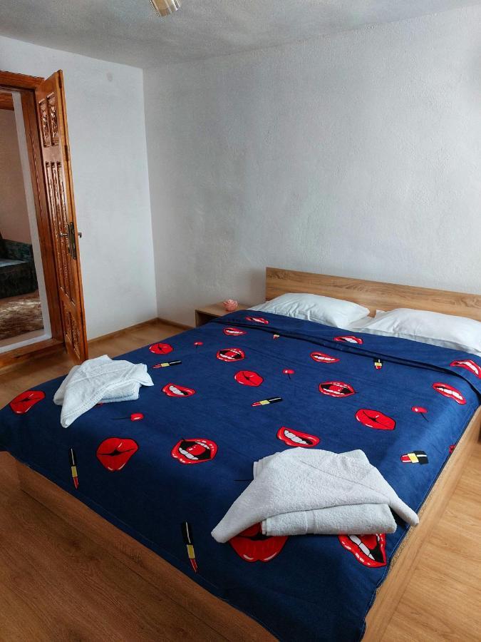 Casa De Vacanta Danube Moldova Noua Exteriör bild