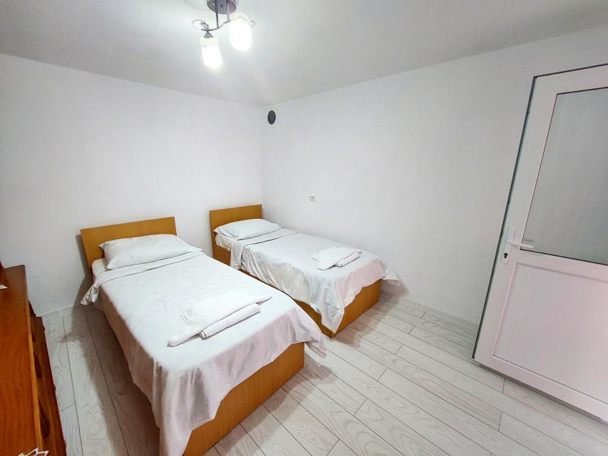 Casa De Vacanta Danube Moldova Noua Exteriör bild